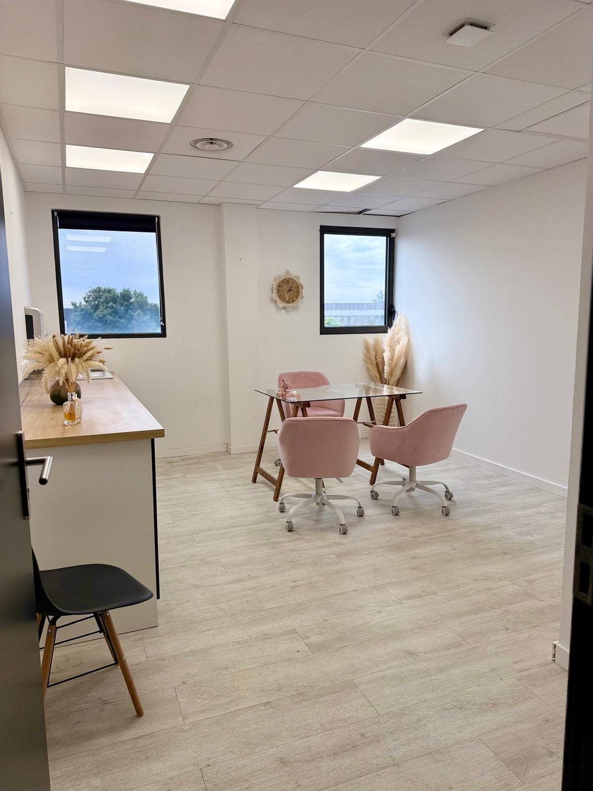 Photo 1 - Opportunité rare – local professionnel premium disponible dès début juin