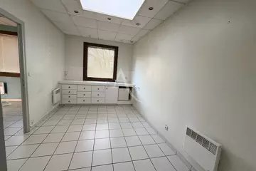 Photo 10 - Locaux à louer dans centre médical