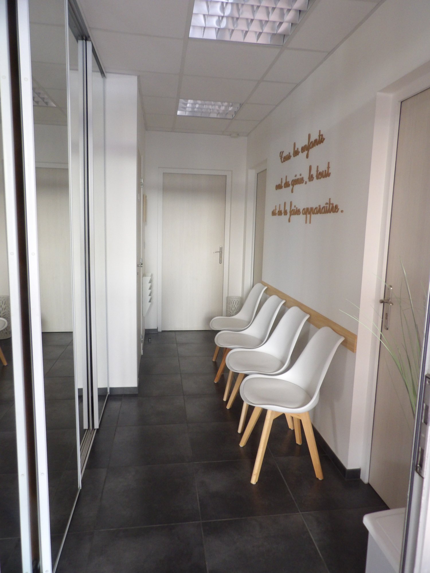 Photo 2 - Bureau de consultation à Fréjus