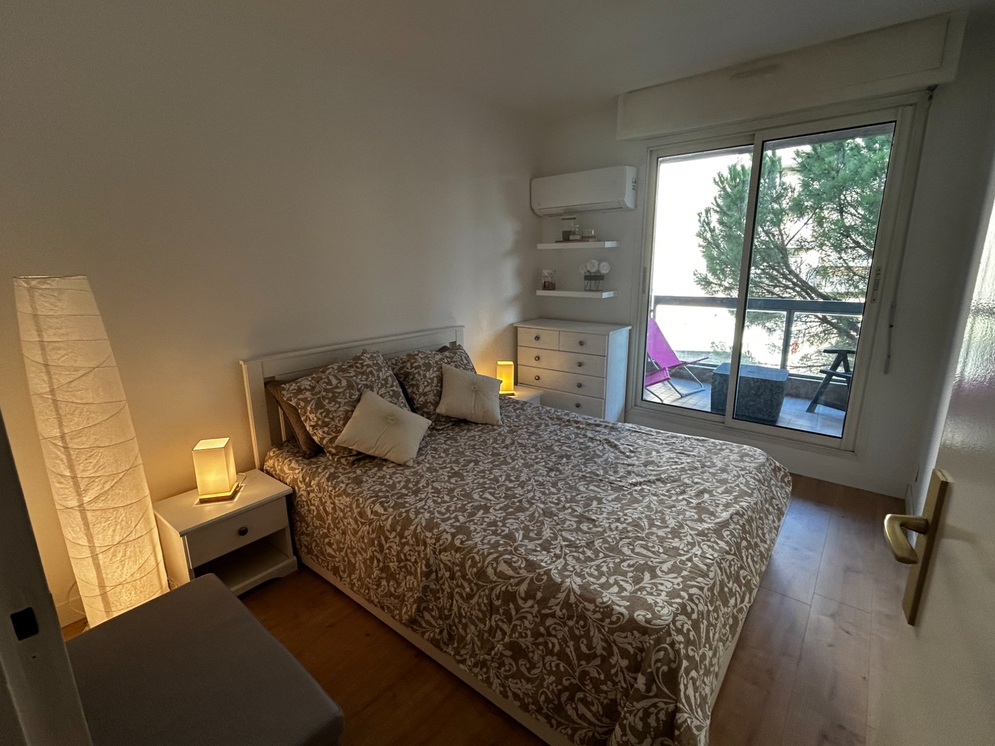 Photo 4 - LES ANGLES – Local professionnel / habitation – 56,96 m² – Balcon filant – Parking