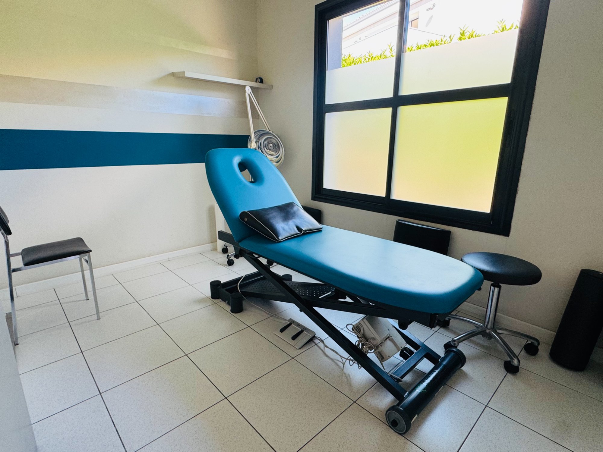 Photo 4 - Local professionnel 101m2