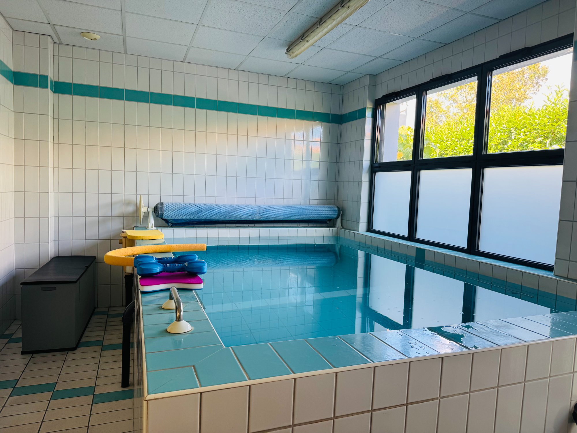 Photo 2 - Local professionnel 101m2