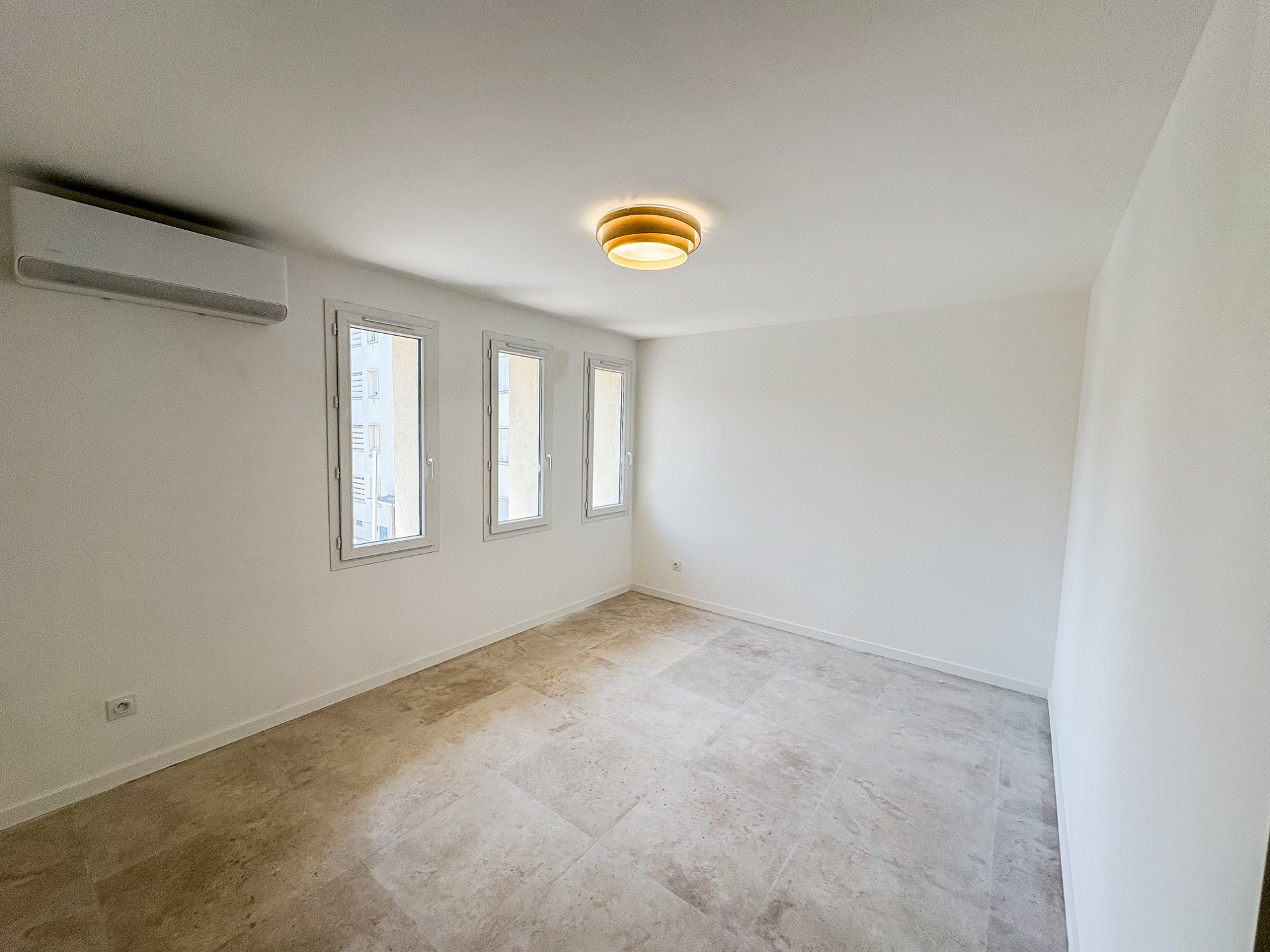 Photo 6 - Location bureaux