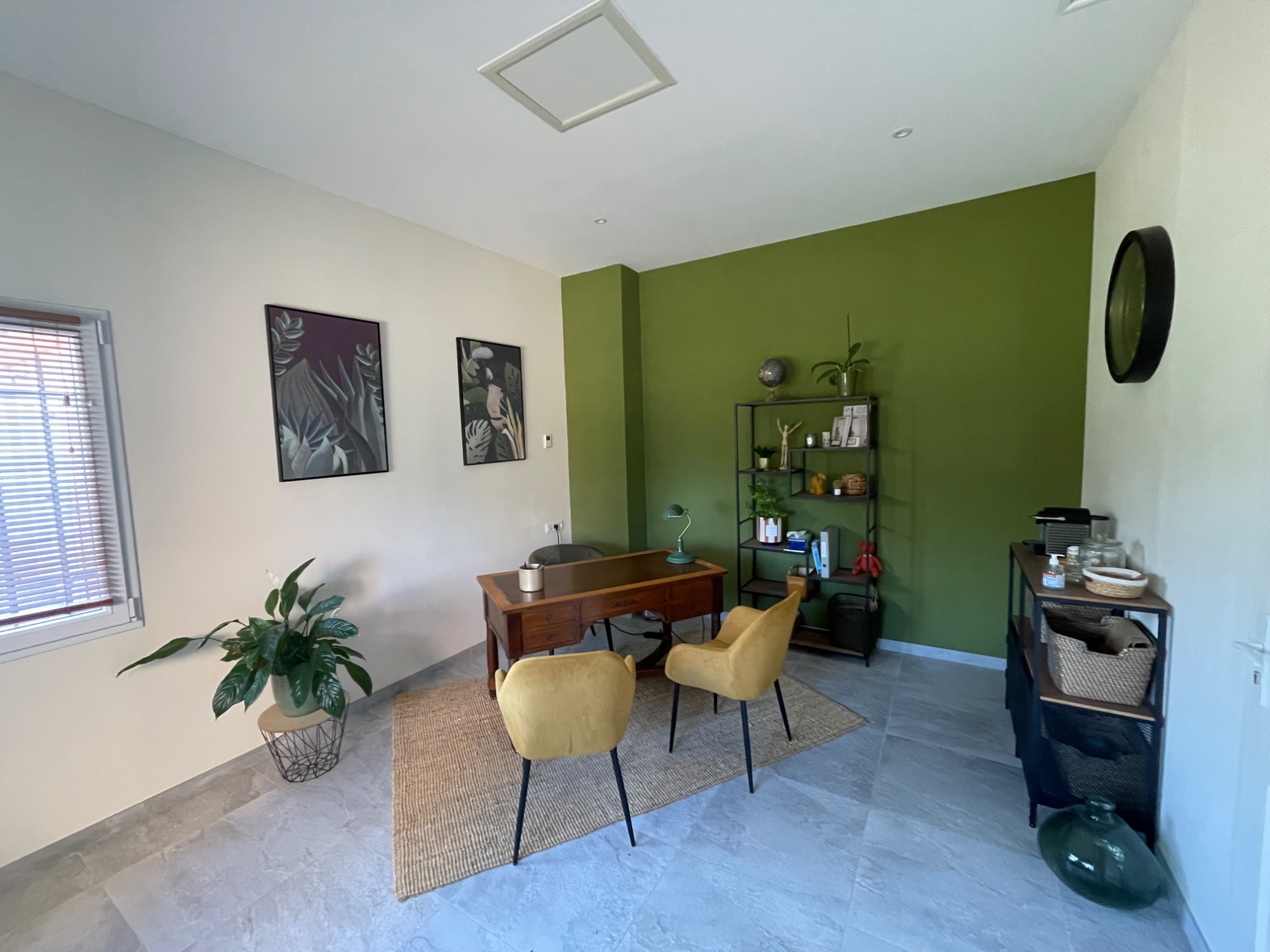 Photo 1 - Location bureau