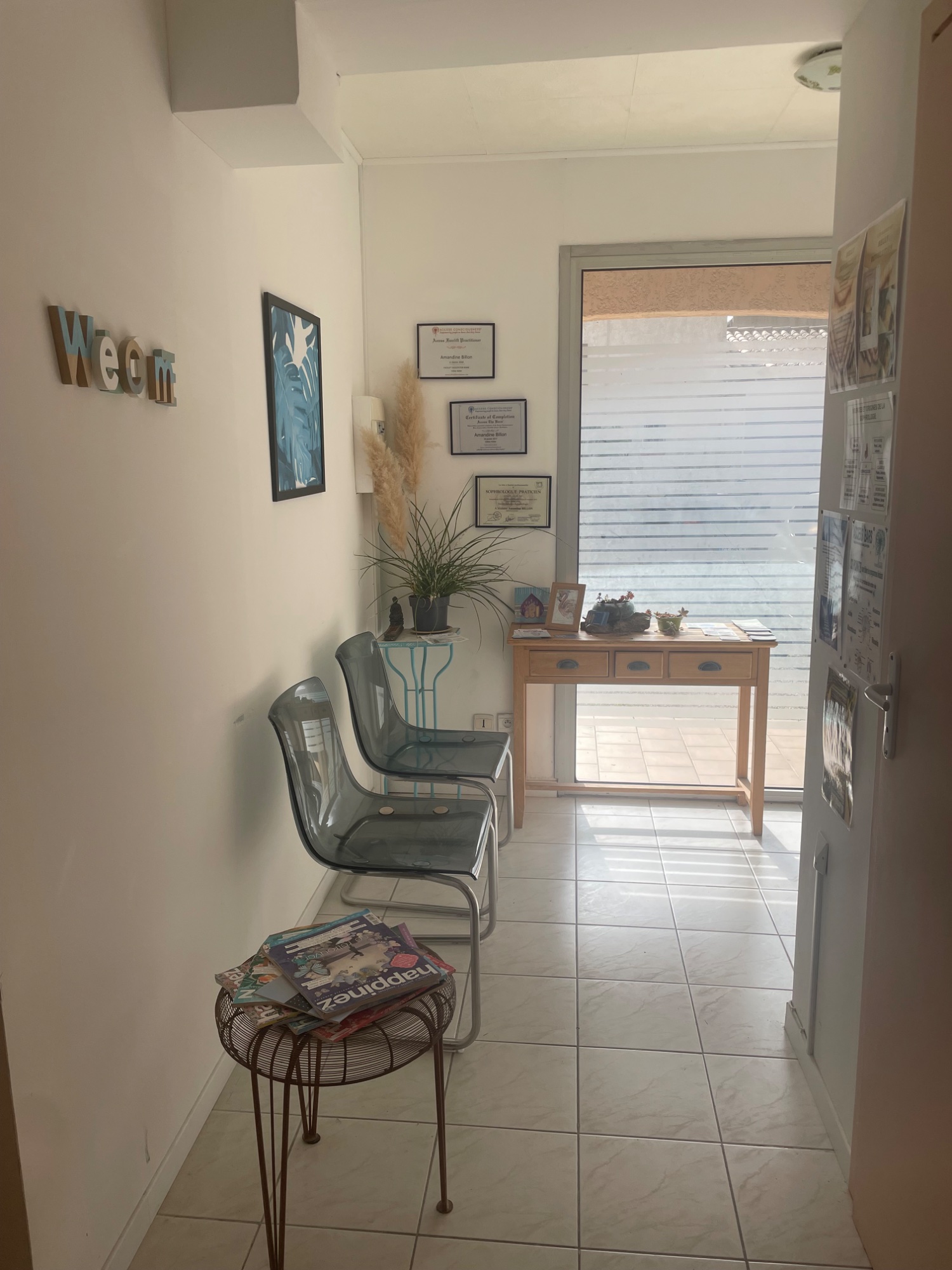 Photo 3 - Local professionnel