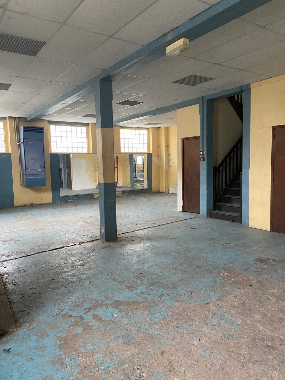 Photo 4 - local commercial