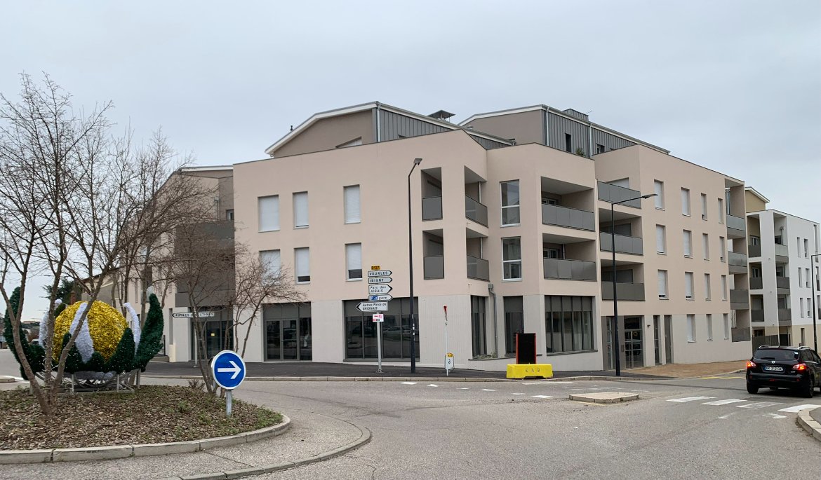 Photo 4 - Local à Brignais de 160 M2